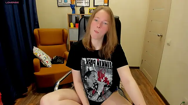 Snapshot of _fiona_Love chatting on 30, 4, 2026 fiona Love online show from 30, 4, 2026