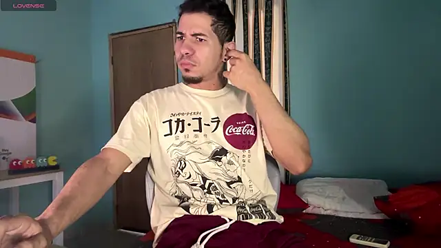 Snapshot of steven_clain chatting on 15, 5, 2026 steven clain online show from 15, 5, 2026