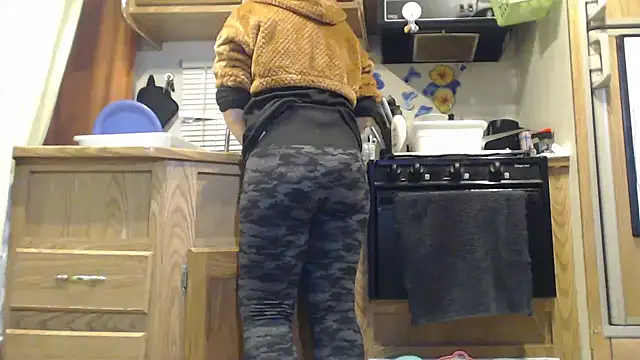 sexyinpantyhose online show from 5, 1, 2025