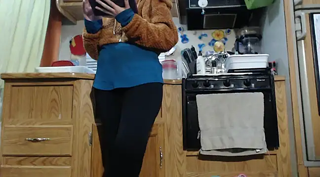 sexyinpantyhose online show from 2, 12, 2024