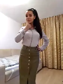 baby sweet girl  online show from 3, 11, 2025