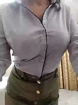 baby sweet girl  online show from 22, 2, 2025