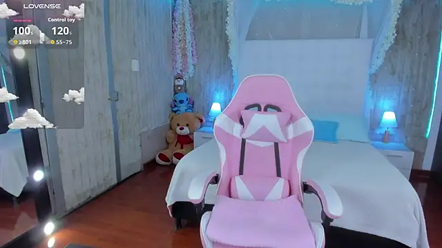 Snapshot of floryn_susana chatting on 30, 5, 2026 floryn susana online show from 30, 5, 2026