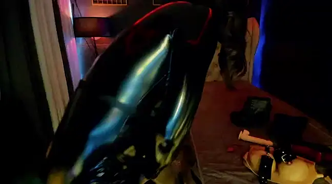 Snapshot of hotlena_dominatrixxz chatting on 7, 3, 2025 hotlena dominatrixxz online show from 7, 3, 2025