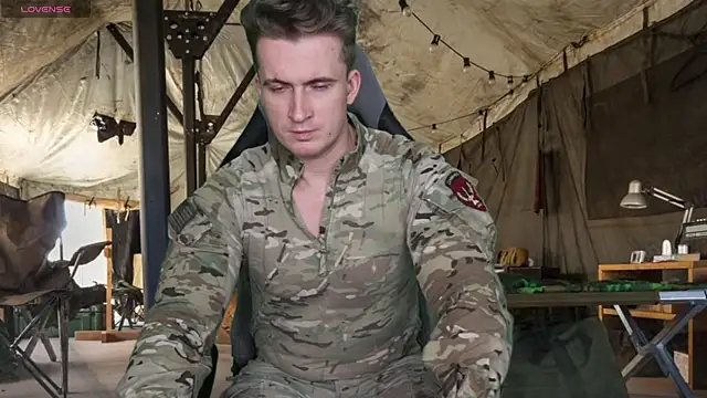 hornystripman97 online show from 11, 11, 2025