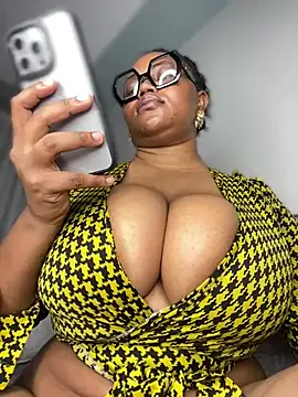 Hyra Ari online show from 10, 7, 2026