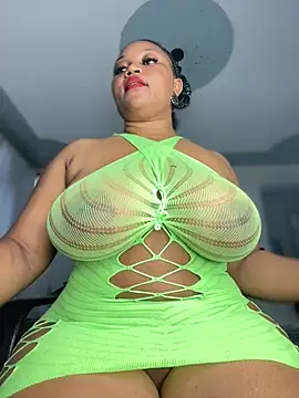 Snapshot of Hyra_Ari chatting on 5, 6, 2026 Hyra Ari online show from 5, 6, 2026