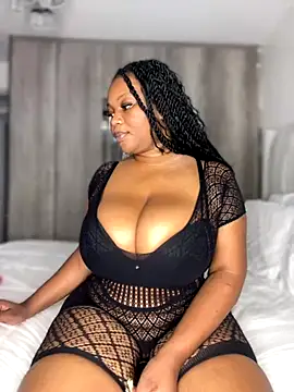 Hyra Ari online show from 2, 12, 2025