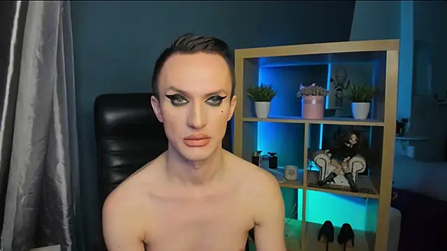 Cristal Connors online show from 24, 12, 2024