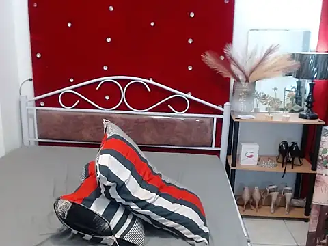 urcumgirl kendall online show from 8, 2, 2025