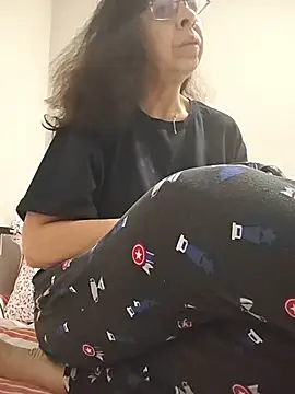 Susannemilf online show from 23, 11, 2025