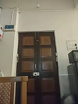 Susannemilf online show from 5, 4, 2026