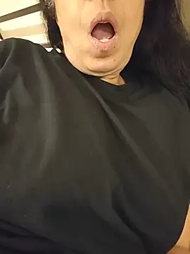 Susannemilf online show from 22, 2, 2026