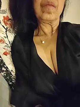 Susannemilf online show from 7, 11, 2025