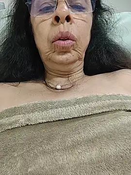 Susannemilf online show from 24, 10, 2025