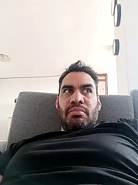 javiermarval83 online show from 2, 2, 2025