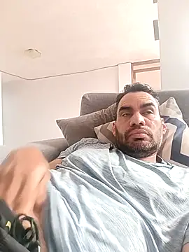 javiermarval83 online show from 19, 2, 2026