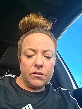 julimonroe online show from 6, 4, 2026