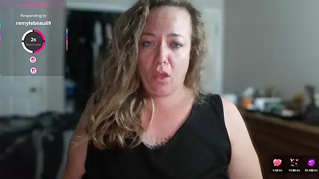 julimonroe online show from 10, 9, 2025