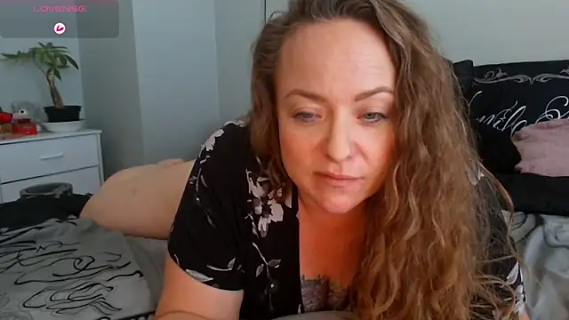 julimonroe online show from 17, 2, 2026