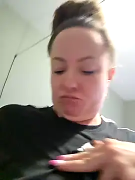 julimonroe online show from 22, 3, 2026