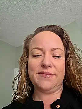 julimonroe online show from 11, 3, 2026