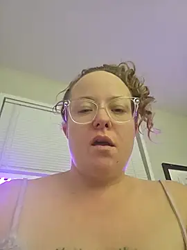 julimonroe online show from 5, 3, 2025