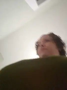 julimonroe online show from 20, 5, 2026