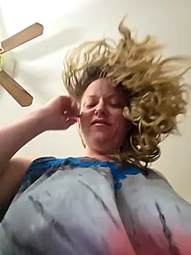 julimonroe online show from 1, 3, 2025