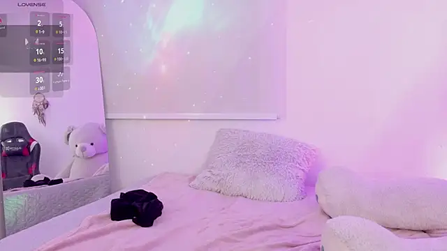 Lia Tinez online show from 28, 2, 2026