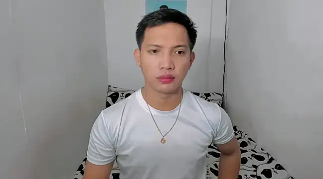 xSebastian19 online show from 3, 1, 2025