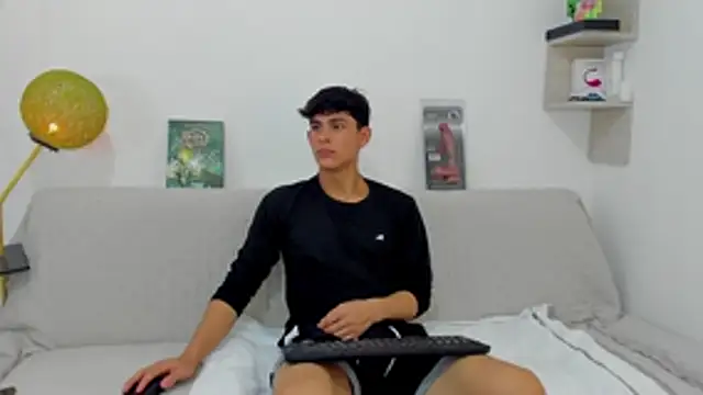 logan thomas online show from 9, 11, 2025