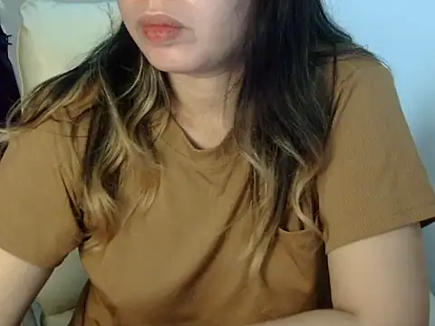 Snapshot of ___zurIII09_ chatting on 5, 10, 2025 zurIII09 online show from 5, 10, 2025