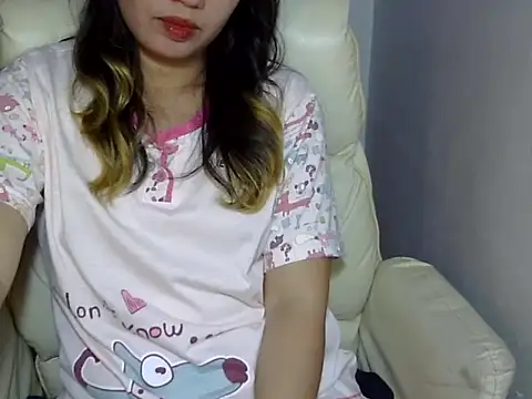 Snapshot of ___zurIII09_ chatting on 9, 10, 2025 zurIII09 online show from 9, 10, 2025