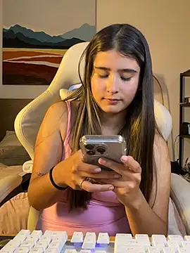 Snapshot of Stormiie777 chatting on 3, 1, 2025 Stormiie777 online show from 3, 1, 2025