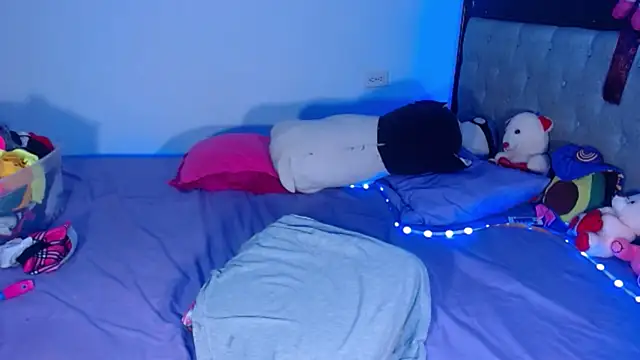 Snapshot of Pamelanicole chatting on 22, 11, 2025 Pamelanicole online show from 22, 11, 2025