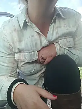 Saysomething3 online show from 4, 12, 2025