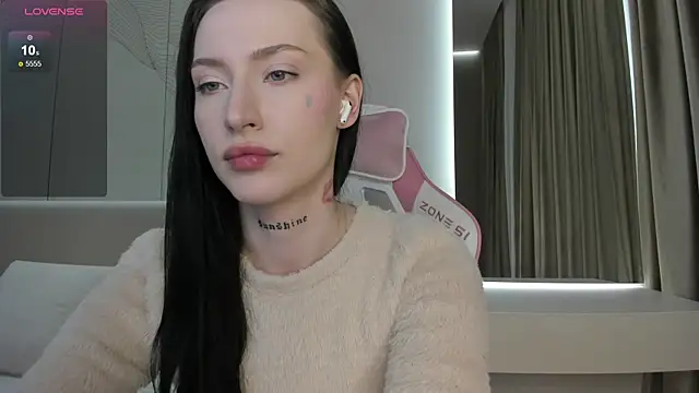 Snapshot of JenniferQueen11 chatting on 28, 5, 2026 JenniferQueen11 online show from 28, 5, 2026