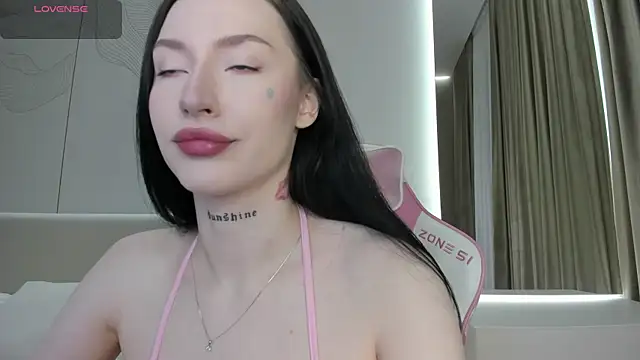 Snapshot of JenniferQueen11 chatting on 27, 5, 2026 JenniferQueen11 online show from 27, 5, 2026