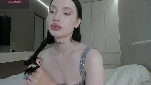 Snapshot of JenniferQueen11 chatting on 29, 7, 2026 JenniferQueen11 online show from 29, 7, 2026