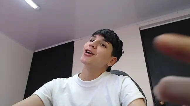 bad giirl  online show from 13, 1, 2025