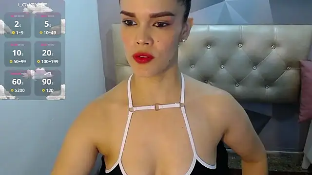 greatASS Latina online show from 25, 2, 2025