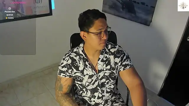 Colton Massif online show from 1, 11, 2025