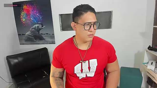 Colton Massif online show from 19, 2, 2025
