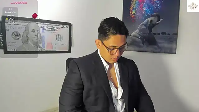 Colton Massif online show from 18, 10, 2025