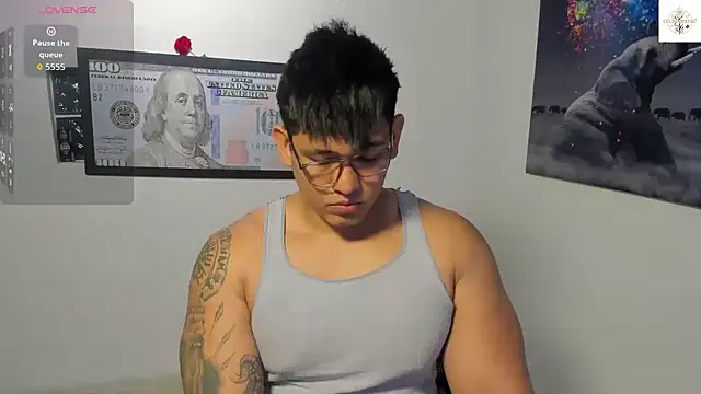 Colton Massif online show from 15, 11, 2025