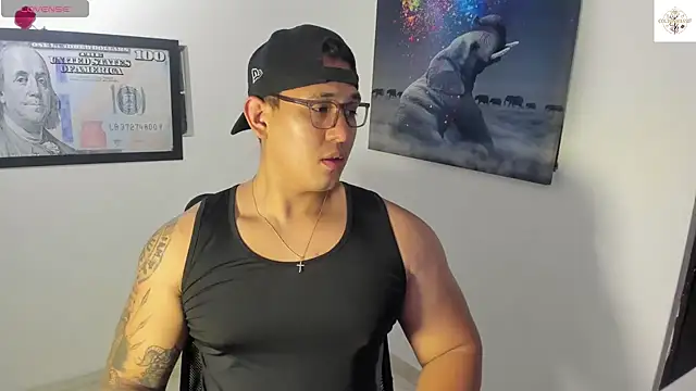 Colton Massif online show from 30, 10, 2025