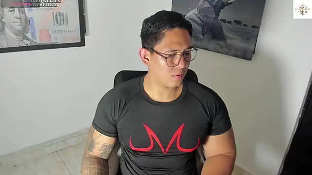 Colton Massif online show from 4, 11, 2025