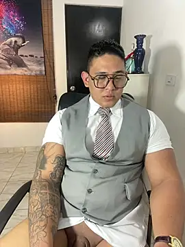 Colton Massif online show from 18, 3, 2025
