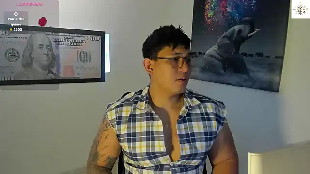 Colton Massif online show from 27, 10, 2025